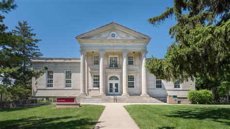 Ripon college - My husband and I got married at Ripon College in August 2018. To this day people still tell us how our wedding was the most beautiful and had the tastiest food they have had at a wedding. The coordinators at Ripon went above and beyond to help up plan our big day and carry it out. Ripon College is a little slice of heaven for a wedding.